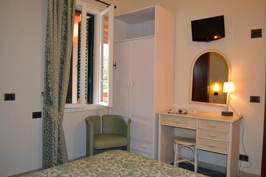 Hotel Danila Portoferraio Quarto foto